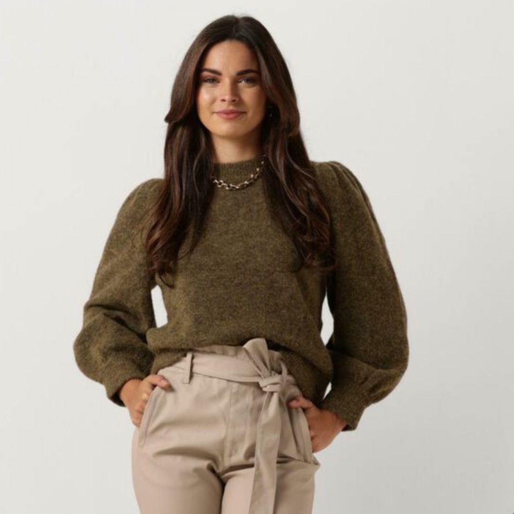 Gestuz AlphaGZ green wool blend sweater